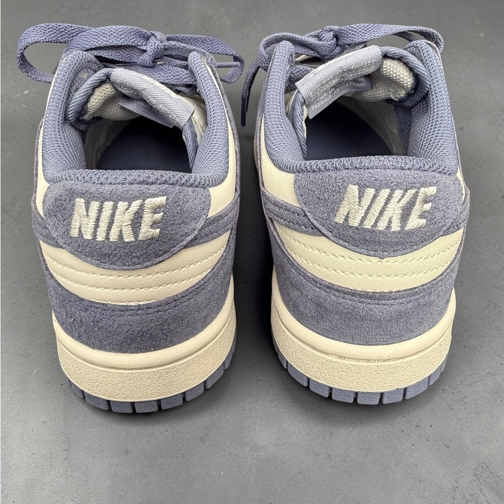 Nike Women’s Dunk low in Sail and World Indigo size 11.5W - Picture 4 of 8